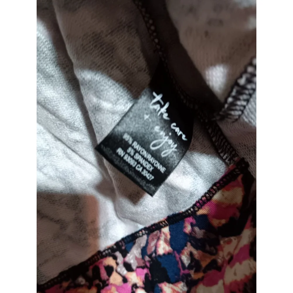 Nic + Zoe Kaleidoscope Top with Stretch Gather Detail Right Hem. - Picture 12 of 12